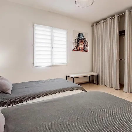 Gorgeous Home In Linxe *