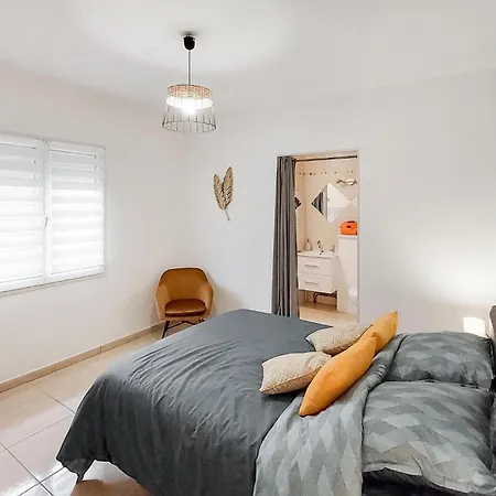 Gorgeous Home In Linxe Linxe