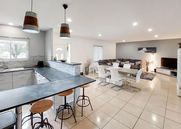 In With Kitchen Holiday home